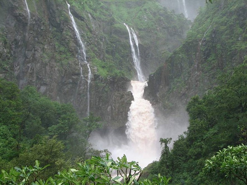 Dhobi waterfall