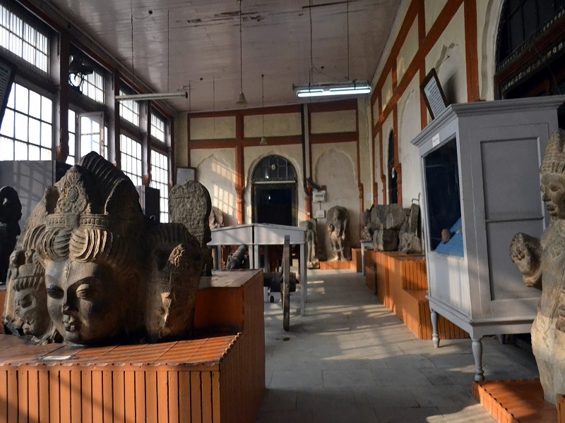 Sri Pratap Singh Museum 