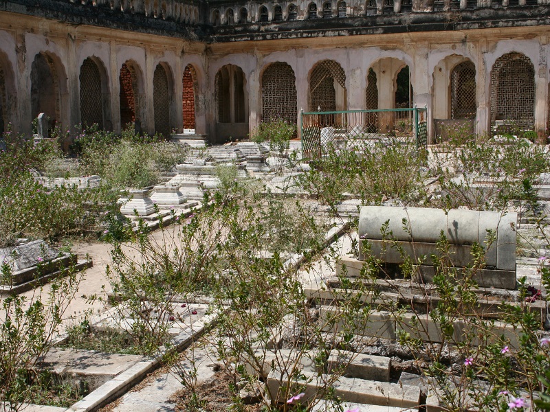 Paigah Tombs 