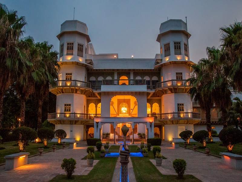 Usha Kiran Palace Hotel