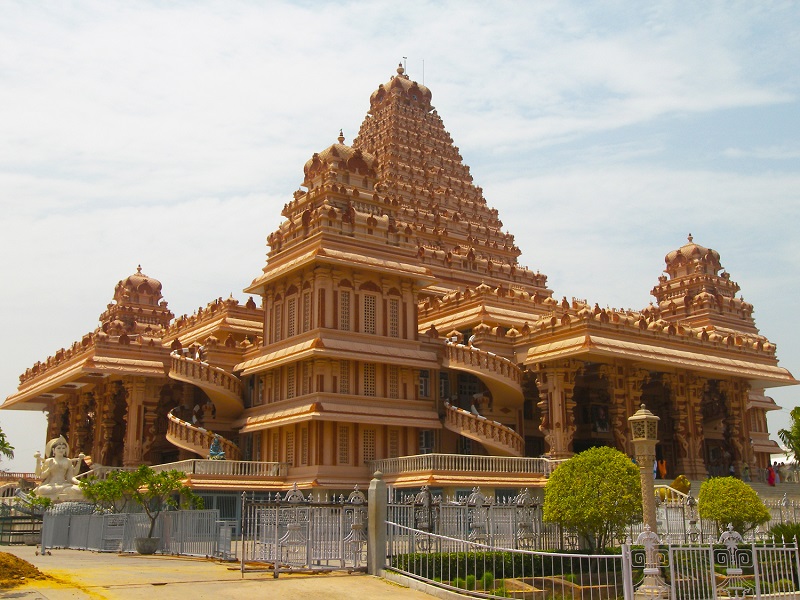 Chhatarpur Mandir 