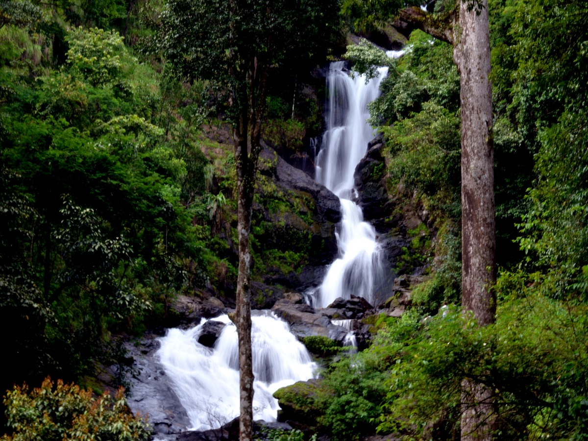  Iruppu Falls 