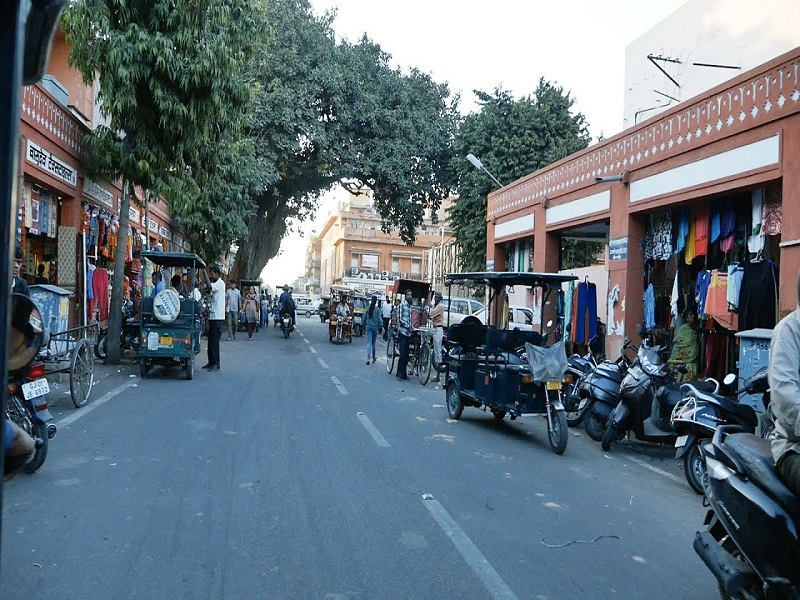 Bapu Bazar 