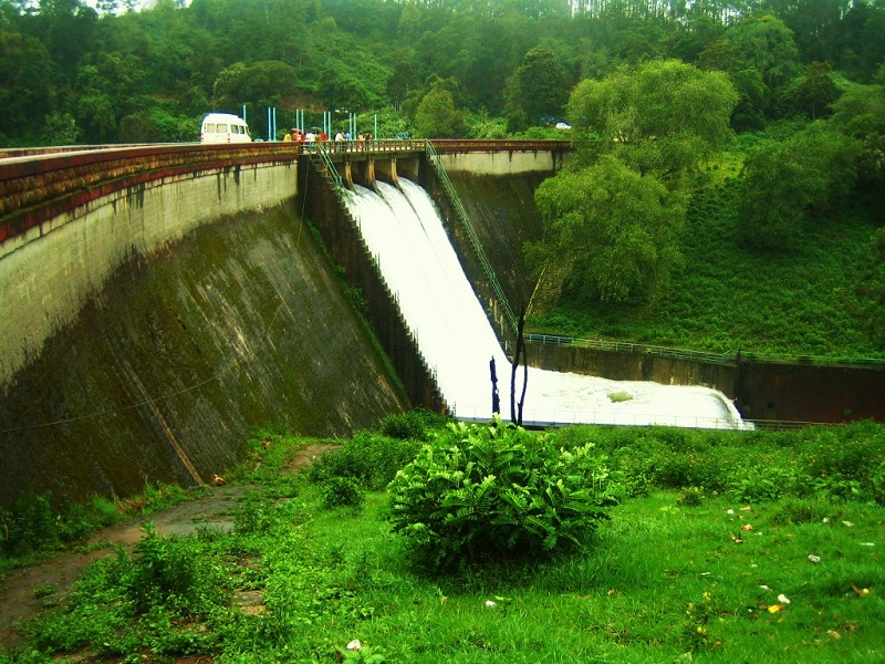 Kundala Dam & Lake