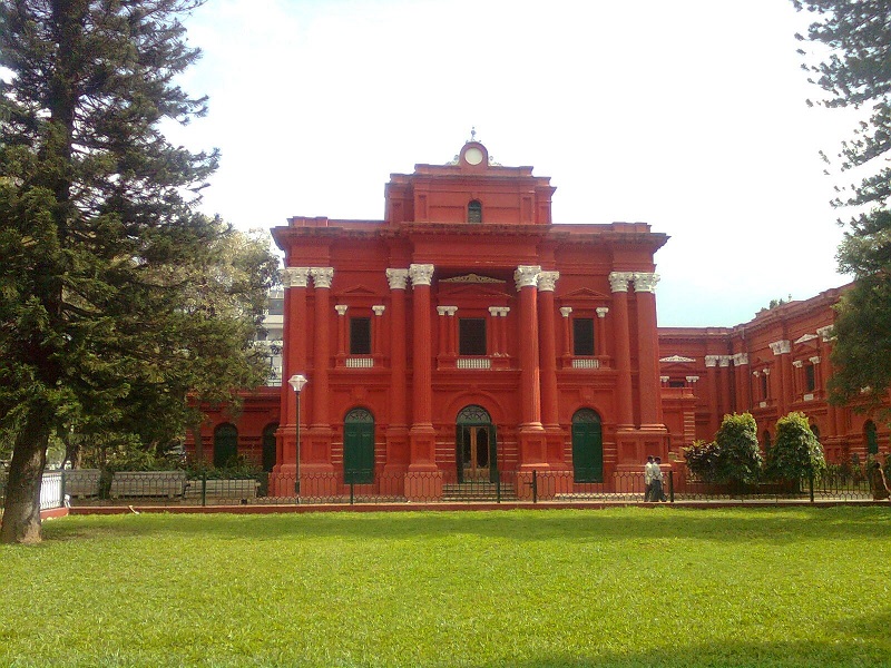  Government Museum 