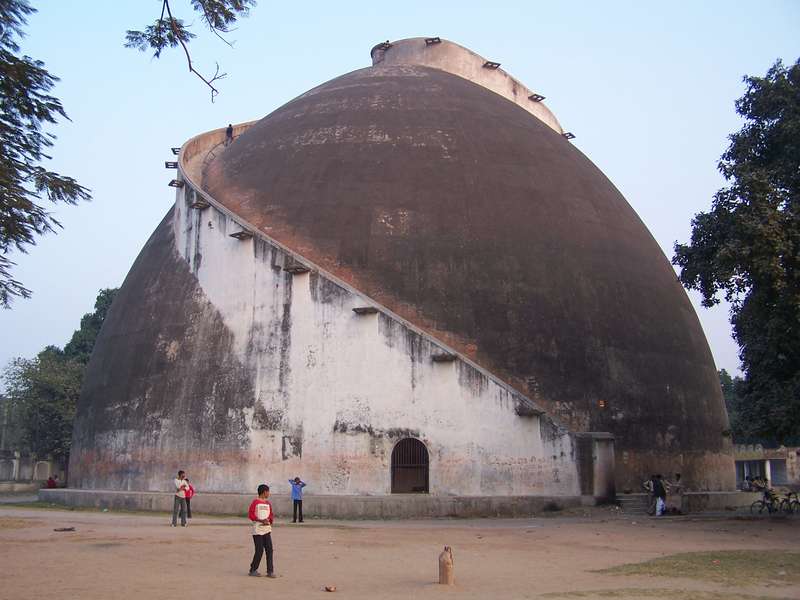  Golghar 