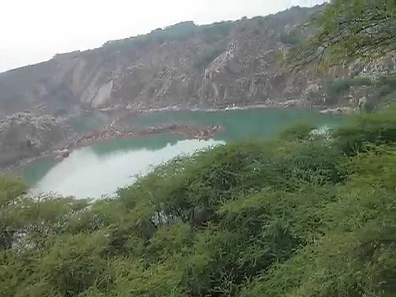 Badkhal Lake 