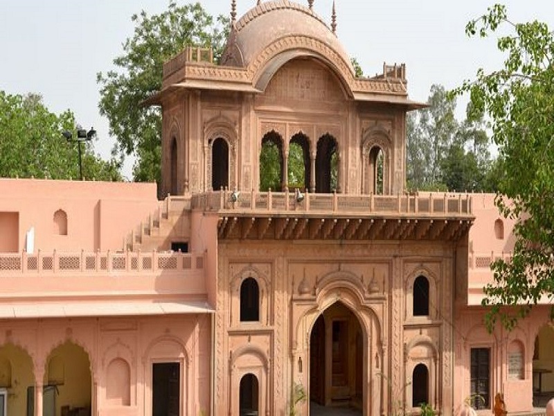 Raja Nahar Singh fort 