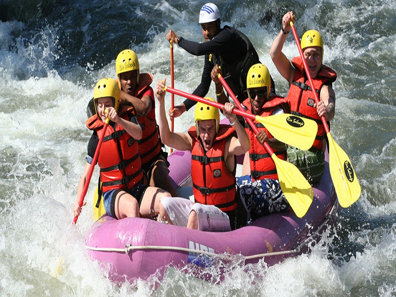 Rafting in Kali Sarada 