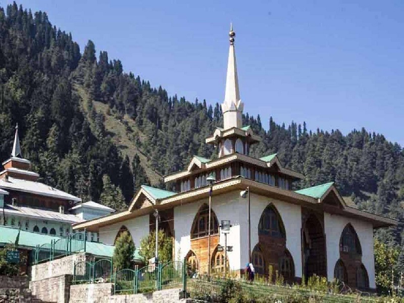 Ziarat of Baba Reshi 