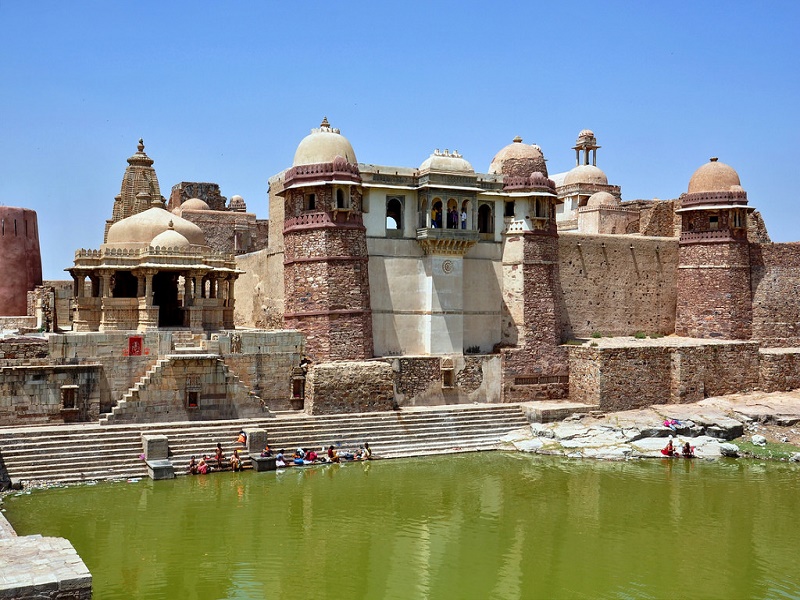Ratan Singh Palace 
