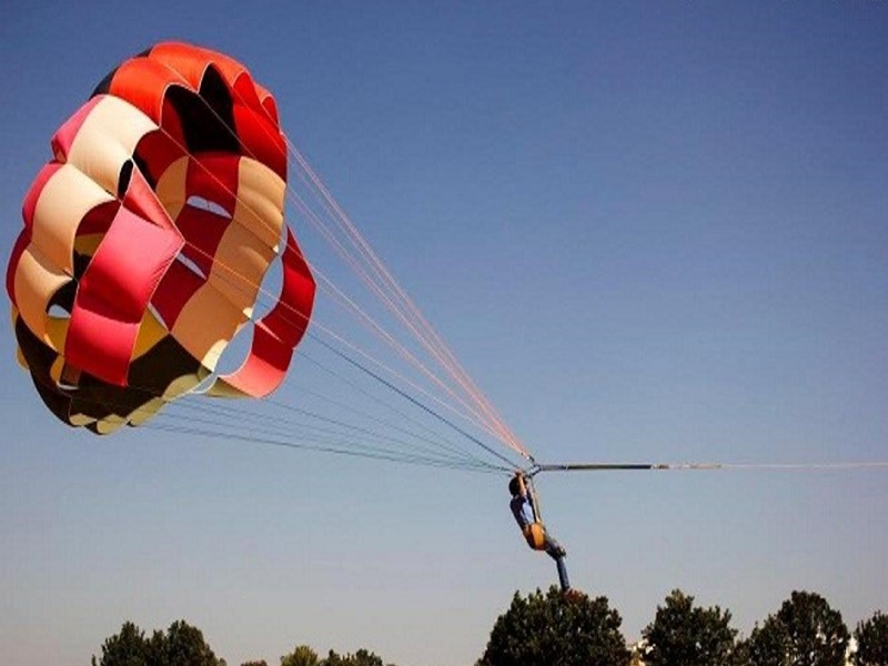 Parasailing in Chennai 