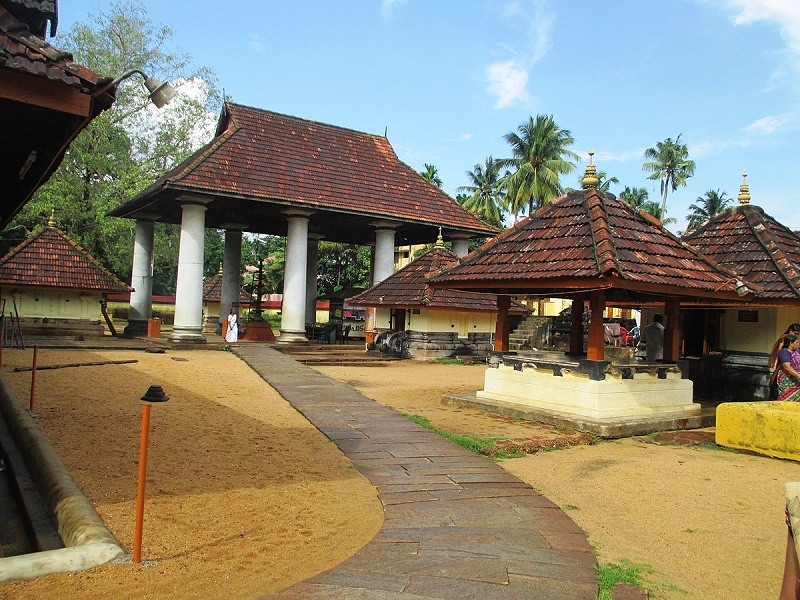 Thiruvanchikulam Temple 