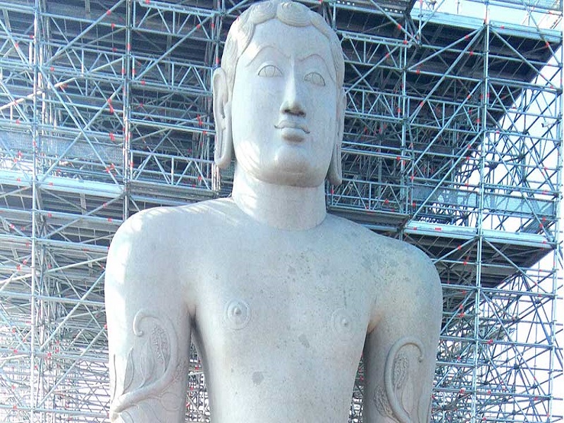  Bhagwan Bahubali Statue 