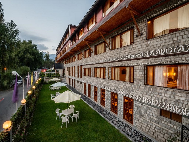  Honeymoon Inn Manali