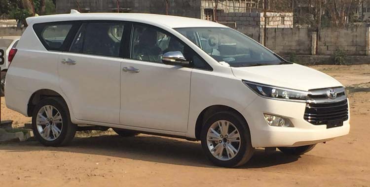 Innova Crysta 6+1 hire in Delhi