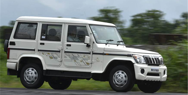 Bolero hire in Delhi