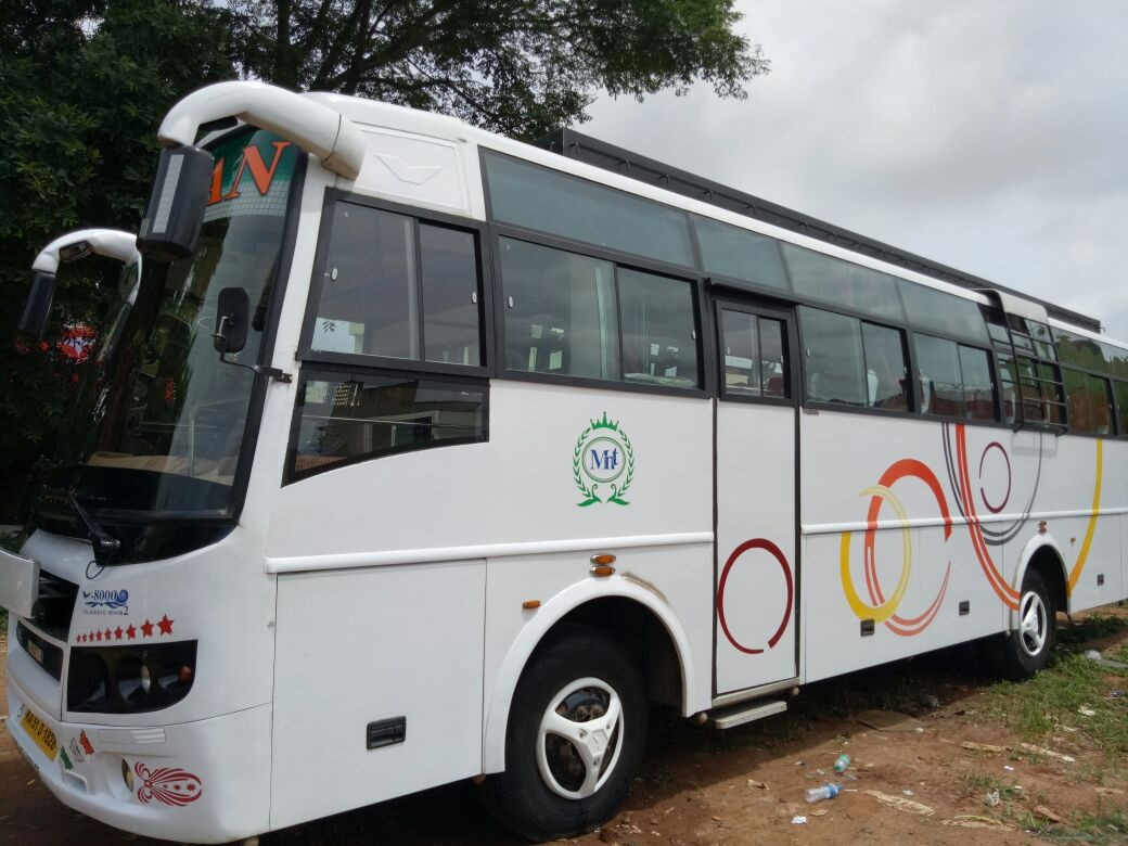 45-seater 2x2 coach  hire in Delhi