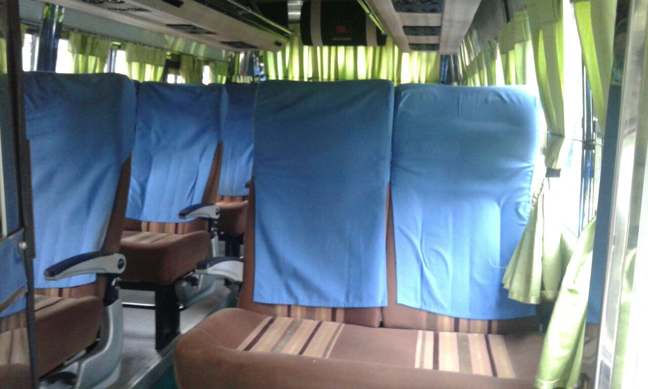 ISUZU 21 Seater Coach hire in Delhi